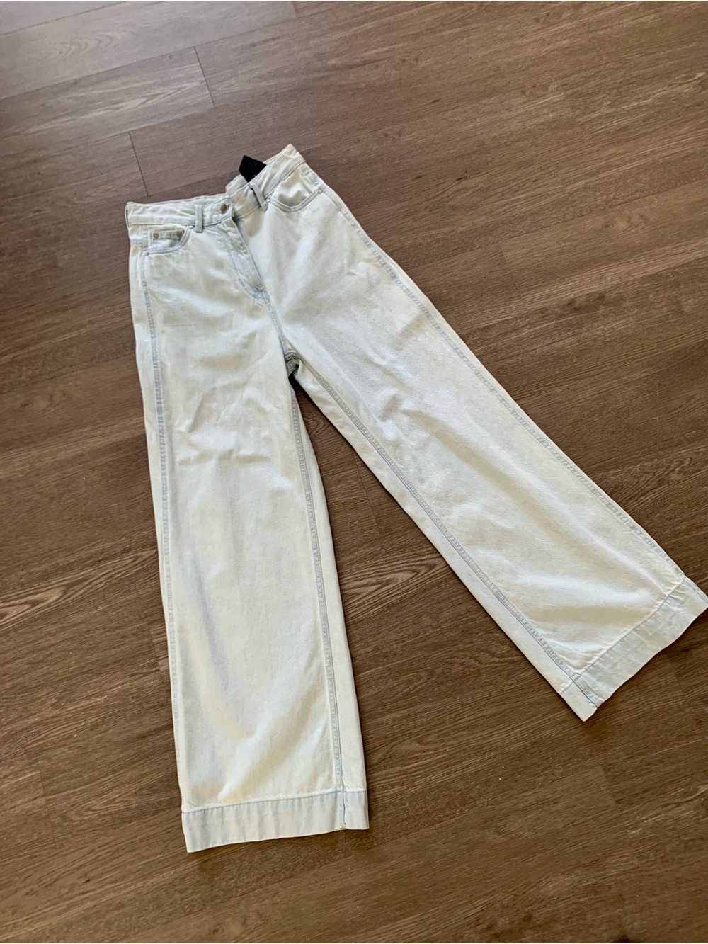 NWOT Zara High-Waist Light Wash Wide-Leg Jeans